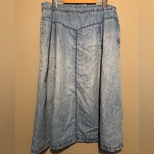 ALFRED DUNNER Ramey Cotton Faded Denim Jean Skirt